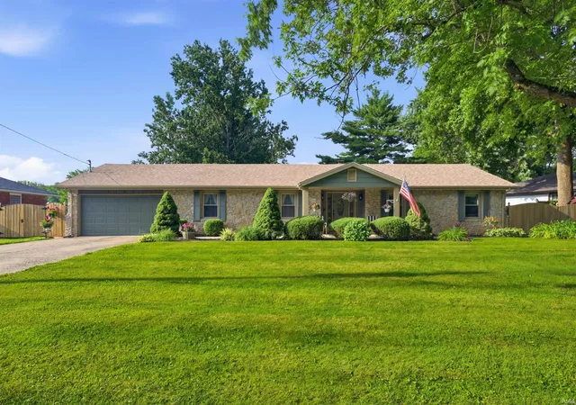 Homes for sale in Muncie, IN | 9109 W Tulip Tree Dr, Muncie, IN 47304 | MLS# 202627076