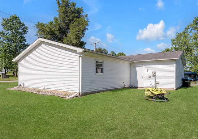 19th image of 600 S Indiana St, Waterloo, IN 46793 | MLS# 202627077