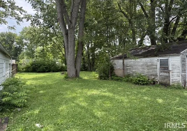 Photo 2 of Manufactured home for sale at 616 Ellenhurst Dr, Anderson, IN 46012 | MLS# 202627079 | Listing updated on 2026-07-09
