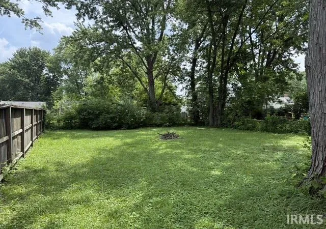 Photo 3 of Manufactured home for sale at 616 Ellenhurst Dr, Anderson, IN 46012 | MLS# 202627079 | Listing updated on 2026-07-09