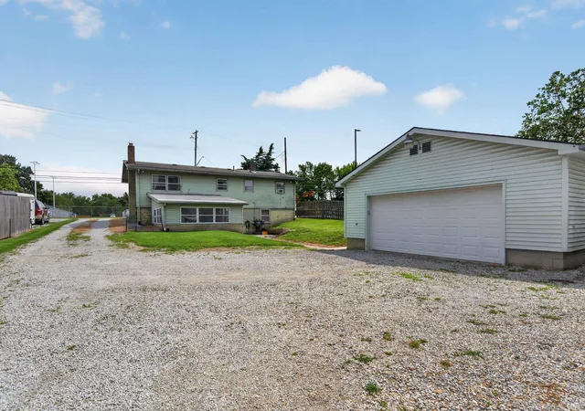 4th image of 612 W Main St, Greentown, IN 46936 | MLS# 202627099