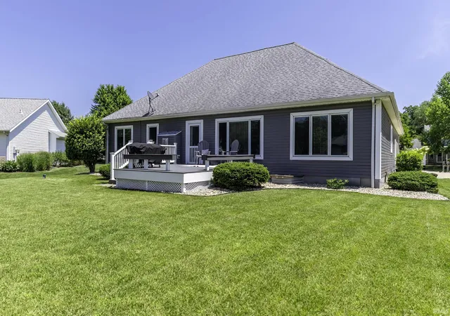 Photo 3 of Sale Pending at 825 Lydia Dr, Warsaw, IN 46582 | MLS# 202627110 | Listing updated on 2026-09-28