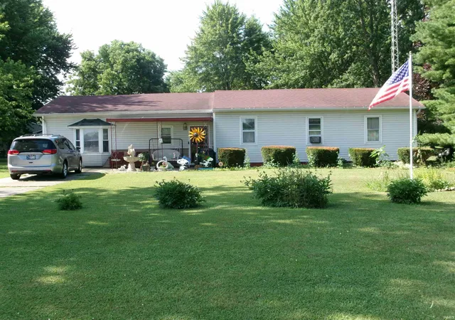 2nd image of 1367 W 200 N Rd, Peru, IN 46970 | MLS# 202627119