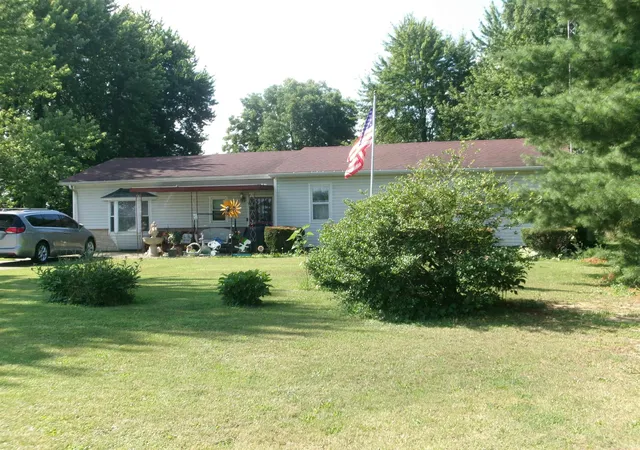 3rd image of 1367 W 200 N Rd, Peru, IN 46970 | MLS# 202627119