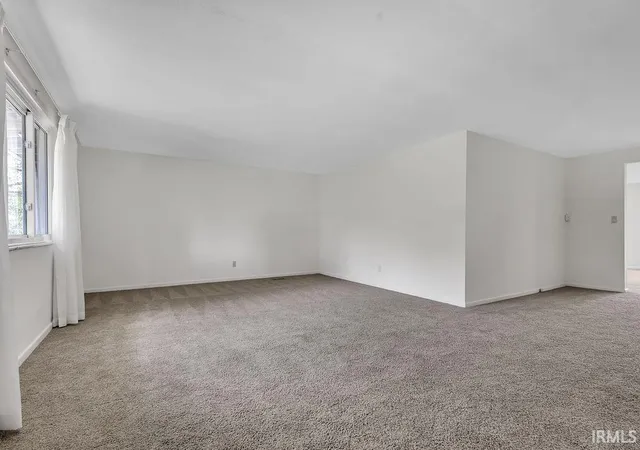 3rd image of 3522 E Grandview Dr, Bloomington, IN 47408 | MLS# 202627121