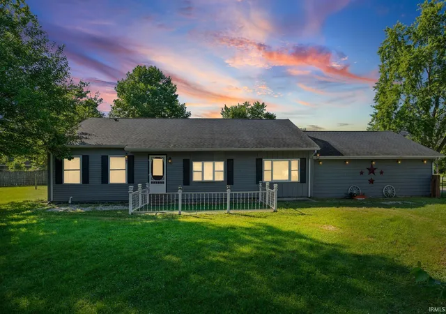 Homes for sale in Monon, IN | 407 N Dorothy St, Monon, IN 47959 | MLS# 202627127