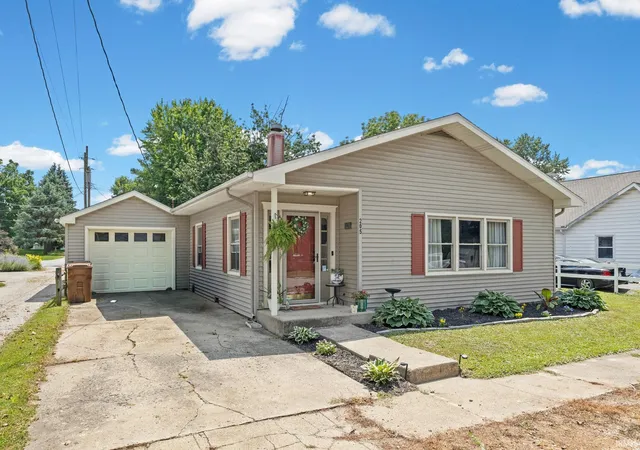 3rd image of 205 W Adams St, Darlington, IN 47940 | MLS# 202627130