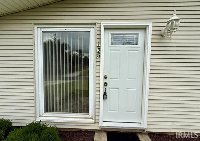 Photo 2 of Manufactured home for sale at 135 E Ridgeview Dr, Bloomington, IN 47401 | MLS# 202627138 | Listing updated on 2026-09-15