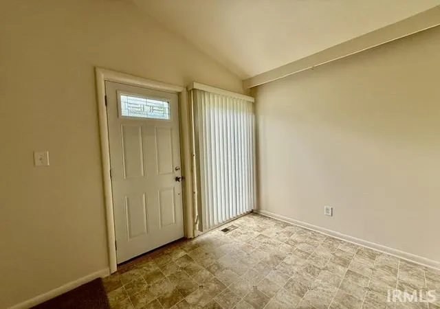 Photo 3 of Manufactured home for sale at 135 E Ridgeview Dr, Bloomington, IN 47401 | MLS# 202627138 | Listing updated on 2026-09-15