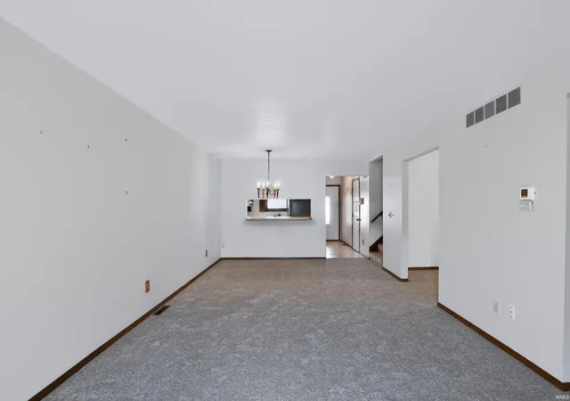 Homes for sale in Mishawaka, IN | 2028 Poppy Ct, Mishawaka, IN 46544 | MLS# 202627140