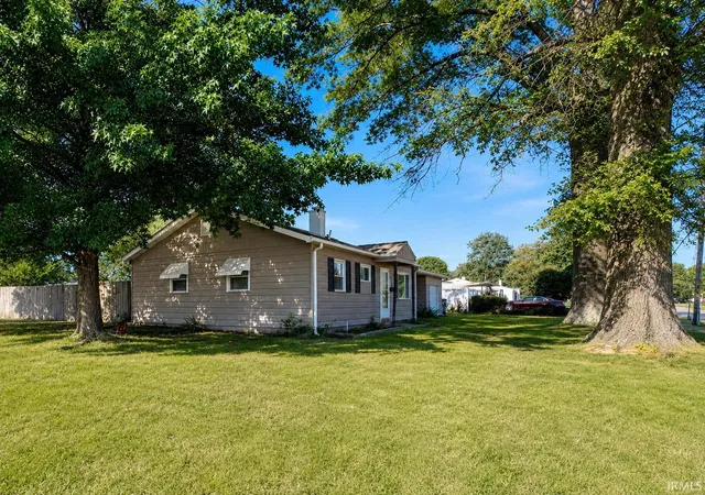 1st image of 525 W Mill Rd, Evansville, IN 47710 | MLS# 202627143