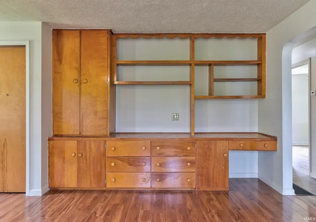 4th image of 3524 Kratzville Rd, Evansville, IN 47710 | MLS# 202627145