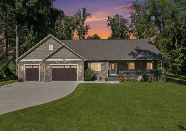 Homes for sale in Fremont, IN | 2875 E 700 N, Fremont, IN 46737 | MLS# 202627158