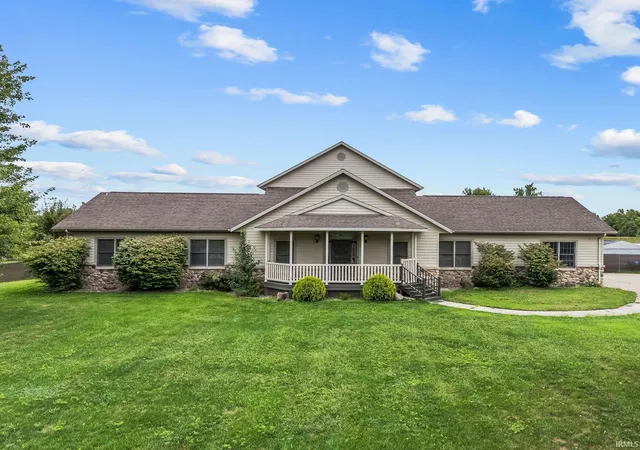 Homes for sale in Goshen, IN | 2821 Bashor Rd, Goshen, IN 46526 | MLS# 202627177