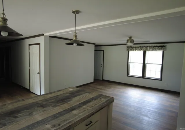 4th image of 251 Briarwood Dr, Bedford, IN 47421 | MLS# 202627185