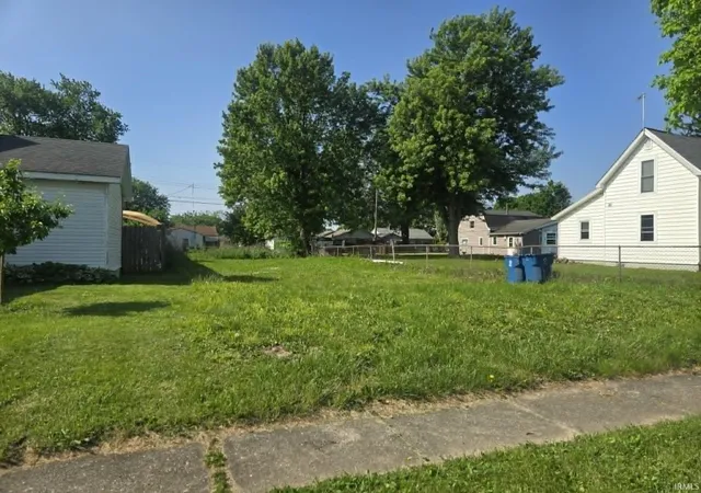 3rd image of 416 E South D St, Gas City, IN 46933 | MLS# 202627188