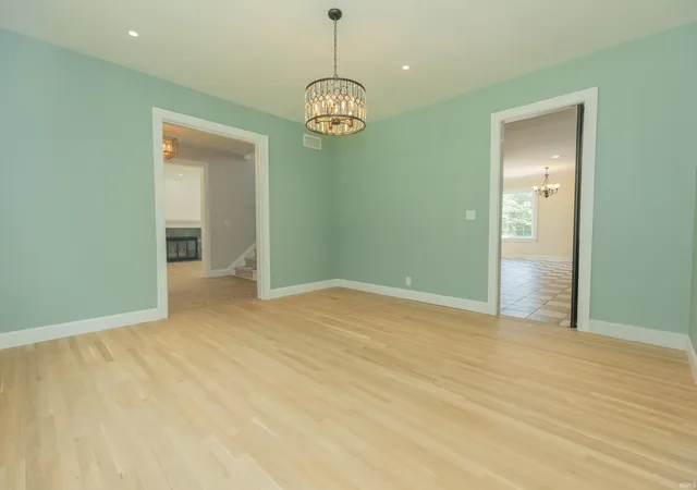 Photo 3 of Manufactured home for sale at 2325 Lincoln Ave, Evansville, IN 47714 | MLS# 202627206 | Listing updated on 2026-10-23