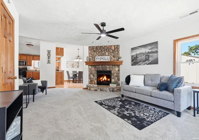 Photo 3 of Manufactured home for sale at 1729 Madison St, Decatur, IN 46733 | MLS# 202627209 | Listing updated on 2026-07-25