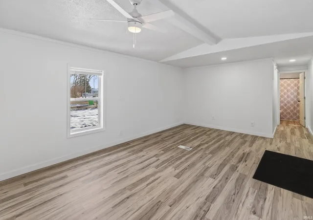 Photo 3 of Manufactured home for sale at 4706 E Ravinea Loop, Monticello, IN 47960 | MLS# 202627213 | Listing updated on 2026-09-12