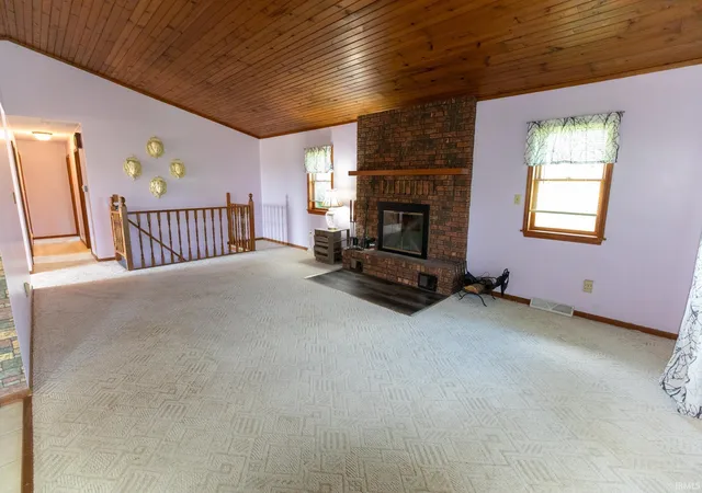 Homes for sale in Tippecanoe, IN | 19797 Apple Rd, Tippecanoe, IN 46570 | MLS# 202627216