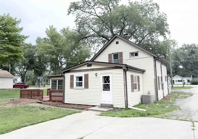 4th image of 65159 Us 31 Hwy, Lakeville, IN 46536 | MLS# 202627219