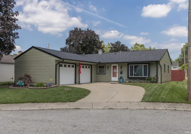 Photo 1 of Sale Pending at 4626 Crawford Ct, South Bend, IN 46614 | MLS# 202627225 | Listing updated on 2026-07-11