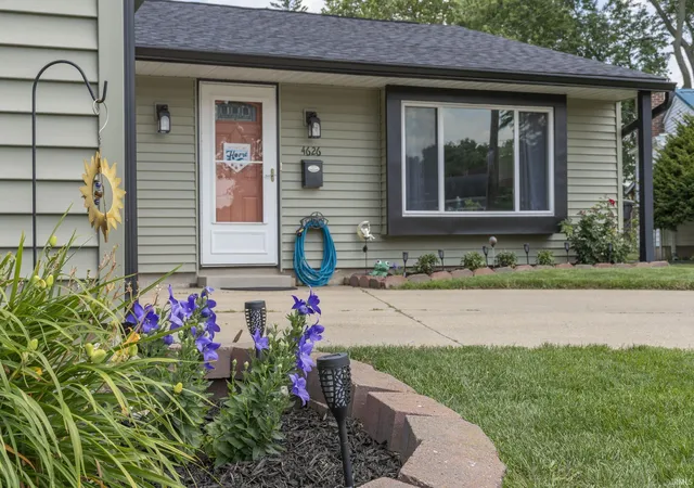 Photo 3 of Sale Pending at 4626 Crawford Ct, South Bend, IN 46614 | MLS# 202627225 | Listing updated on 2026-07-11