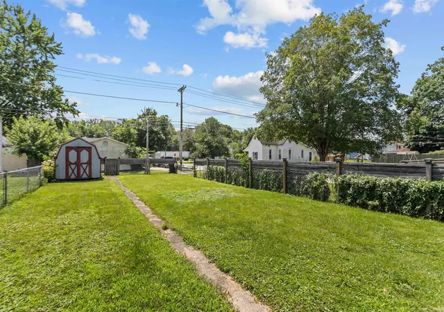 21st image of 201 E 2nd St, Peru, IN 46970 | MLS# 202627226
