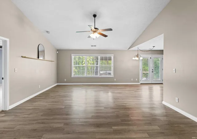 Homes for sale in Evansville, IN | 3915 Bronson Ln, Evansville, IN 47711 | MLS# 202627227