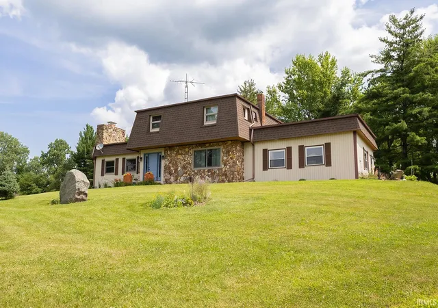 1st image of 577 N St Rd 1, Farmland, IN 47340 | MLS# 202627236