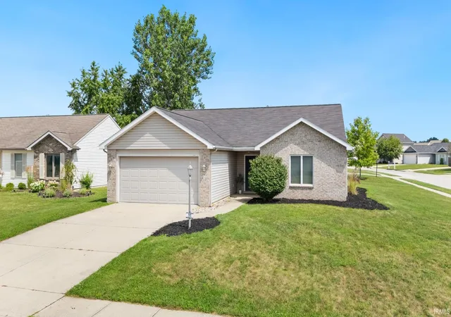 2nd image of 2902 Marguerite Dr, Huntertown, IN 46748 | MLS# 202627241