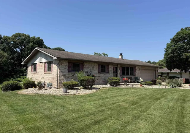 Homes for sale in Granger, IN | 12584 Glen Oak Ln, Granger, IN 46530 | MLS# 202627246
