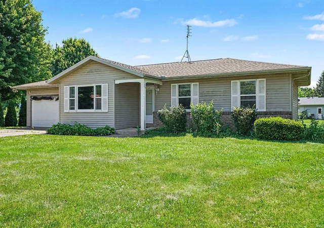 Photo 3 of Sale Pending at 1728 Rye Ct, Goshen, IN 46526 | MLS# 202627255 | Listing updated on 2026-07-13