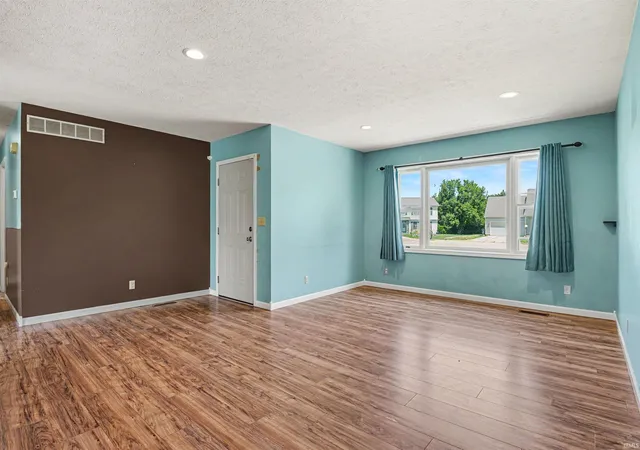 Photo 4 of Sale Pending at 1728 Rye Ct, Goshen, IN 46526 | MLS# 202627255 | Listing updated on 2026-07-13