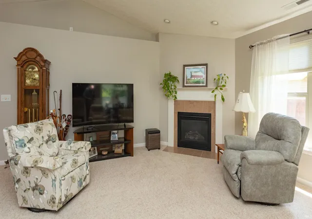 Photo 3 of Sale Pending at 362 Double Tree Dr, Lafayette, IN 47905 | MLS# 202627270 | Listing updated on 2026-07-10
