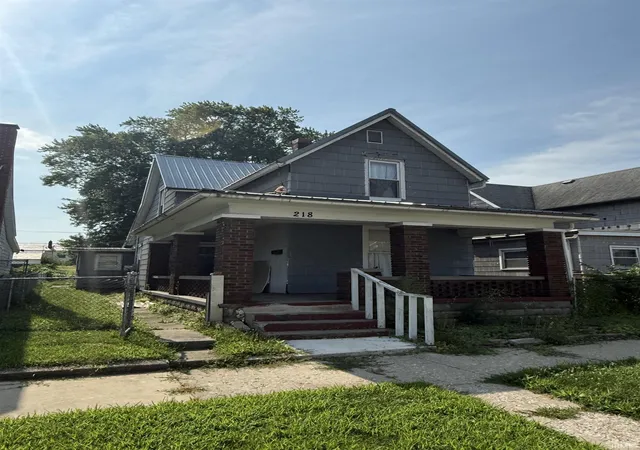 Homes for sale in Logansport, IN | 218 Coles St, Logansport, IN 46947 | MLS# 202627279