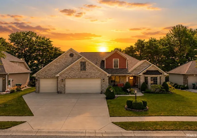 Homes for sale in Muncie, IN | 2604 N Wickersham Dr, Muncie, IN 47304 | MLS# 202627282