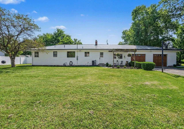 Photo 1 of Manufactured home for sale at 55195 Birch Rd, Osceola, IN 46561 | MLS# 202627293 | Listing updated on 2026-07-12