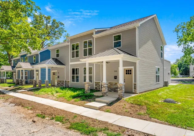 Homes for sale in North Manchester, IN | 513 E College Ave, North Manchester, IN 46962 | MLS# 202627298