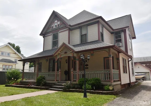 Homes for sale in Frankfort, IN | 350 S Main St, Frankfort, IN 46041 | MLS# 202627311