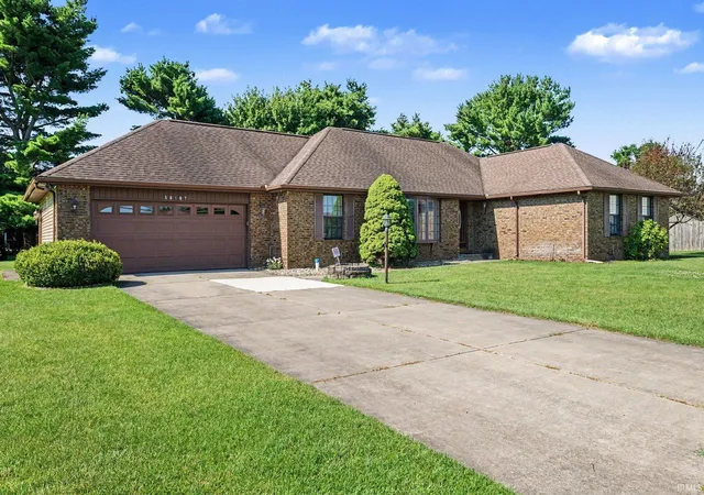 Homes for sale in Mishawaka, IN | 56167 Sturbridge Cir, Mishawaka, IN 46545 | MLS# 202627314