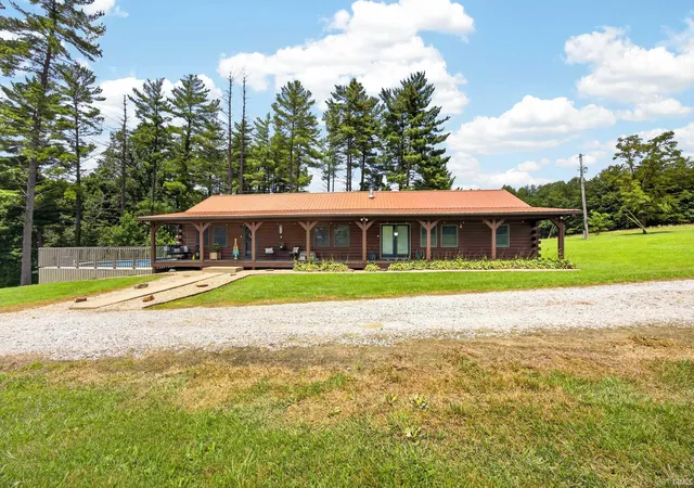 4th image of 3975 Hwy 50 W, Mitchell, IN 47446 | MLS# 202627340