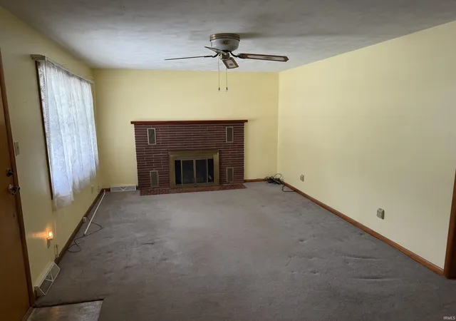 Homes for sale in Argos, IN | 301 W Indiana Ave, Argos, IN 46501 | MLS# 202627348