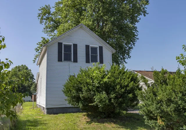 Photo 3 of Single family home for sale at 2622 Dunham St, South Bend, IN 46619 | MLS# 202627362 | Listing updated on 2026-10-23