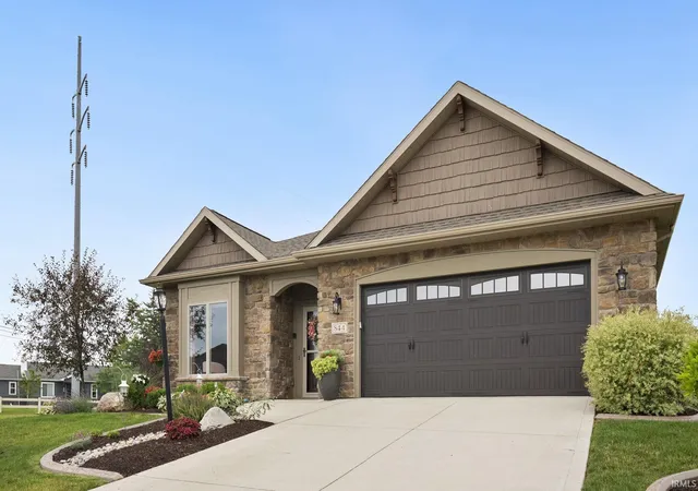 2nd image of 844 Songbird Ct, Fort Wayne, IN 46825 | MLS# 202627364