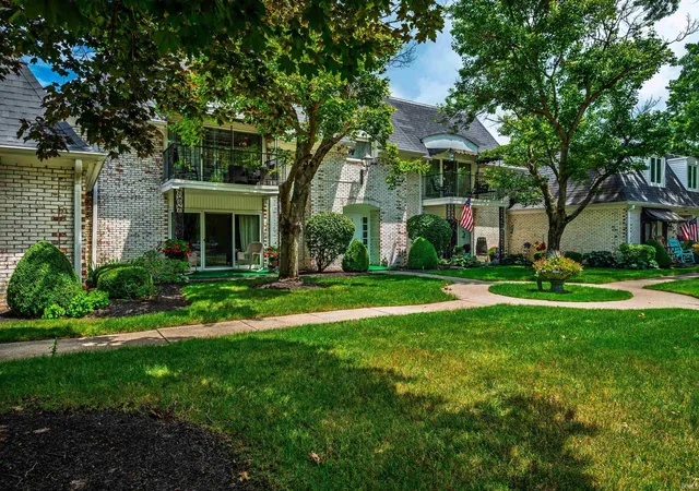 Homes for sale in Muncie, IN | 4501 N Wheeling 1 202 Ave #1-202, Muncie, IN 47304 | MLS# 202627373