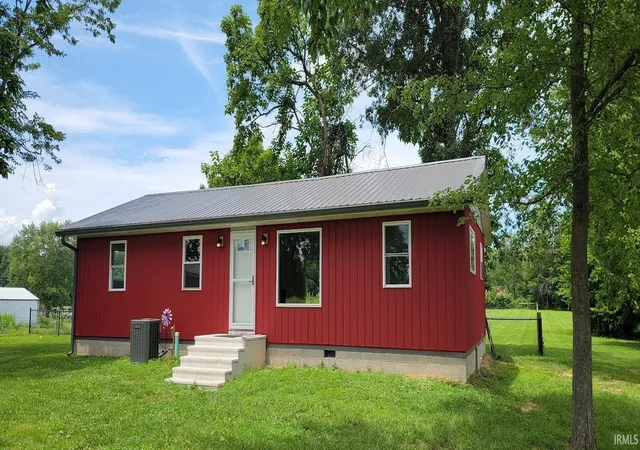 3rd image of 1505 E 400 N, Petersburg, IN 47567 | MLS# 202627389