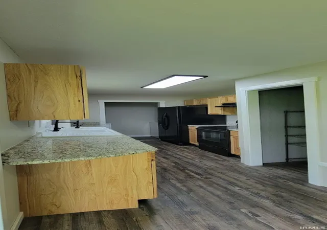 4th image of 1505 E 400 N, Petersburg, IN 47567 | MLS# 202627389