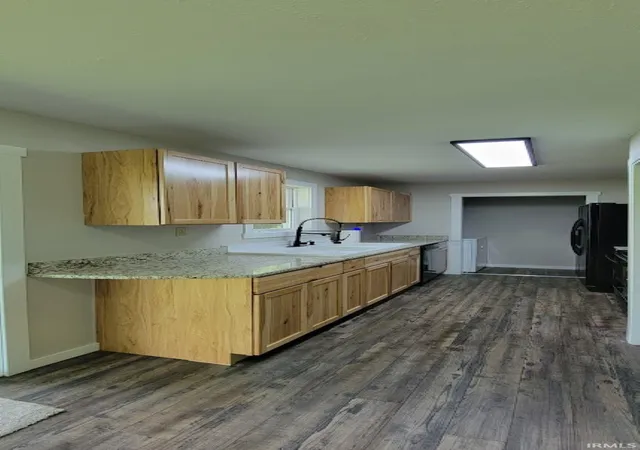 5th image of 1505 E 400 N, Petersburg, IN 47567 | MLS# 202627389