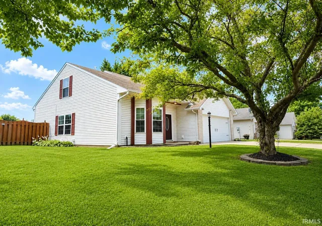 Photo 2 of Sale Pending at 713 Highland Springs Ct, Kokomo, IN 46902 | MLS# 202627401 | Listing updated on 2026-07-14